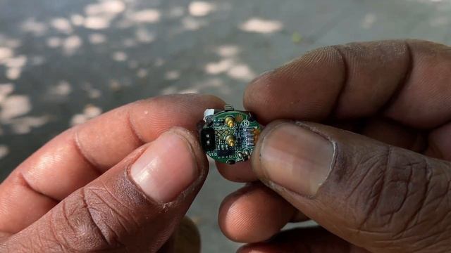 What’s Inside The Edifier TWS1 Pro Wireless Earbuds (4K 30) смотреть онлайн