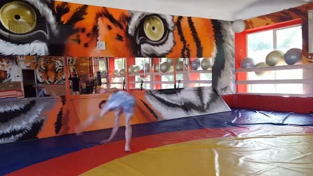 Винт - Марипоза / Axe Капоэйра в Санкт-Петербурге смотреть онлайн