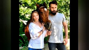 Султан моего сердца,учительница Анна,вымышленный персонаж?