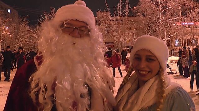 Жителям Апатитов от Деда Мороза и Снегурки смотреть онлайн