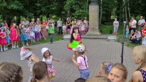 ЛЮСИЯ - ПЕСЕНКА СОВРЕМЕННОГО ПЕРВОКЛАССНИКА