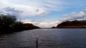 РЫБАЛКА НА АМУРЕ 06.05.21(КОРФА НА РЫБАЛКЕ).mp4