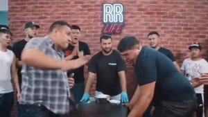 Каменные лица