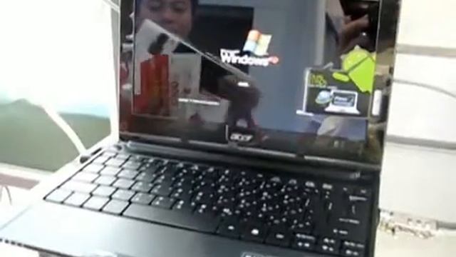 Acer netbook dual-boots Android and XP смотреть онлайн