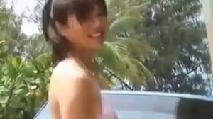 HD Naked Girl washing a car Naked News Обнаженная девушка моет машину New