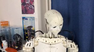 Тестирование вращения головы и подьем одновременно