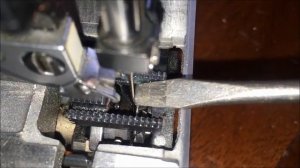 Pfaff select 3.0.Ломает иглы. Регулировка.