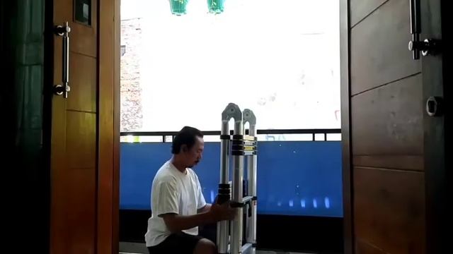 Tangga Aluminium Teleskopik 3,8 m смотреть онлайн