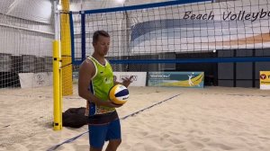 Игра крабом в пляжном волейболе