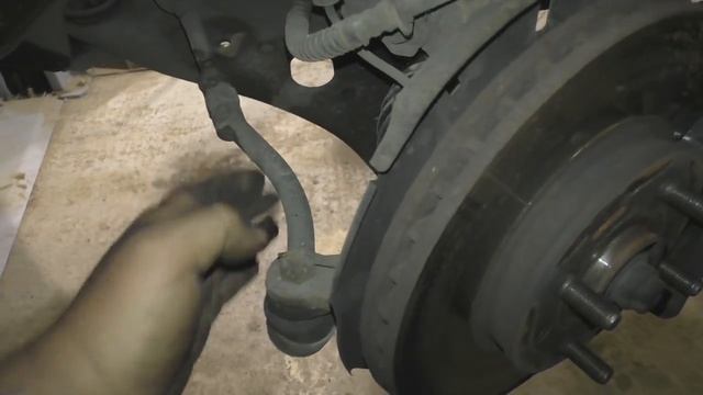 Hyundai Solaris НЕ говно! Что собственно удивительно (замена передних колодок) смотреть онлайн