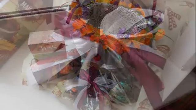 КОРЗИНКА С ЧАЕМ И КОНФЕТАМИ БЮДЖЕТНЫЙ ВАРИАНТ ОРИГИНАЛЬНОГО ПОДАРКА