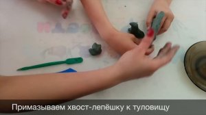Дымковские игрушки из глины.  Птица.