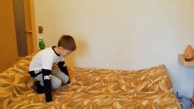 Как быстро научиться делать кувырок. смотреть онлайн