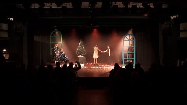 О женщине, ждущей обычного счастья смотреть онлайн