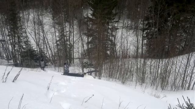 11. AC M1100 и Summit 800R тестируют овраг смотреть онлайн