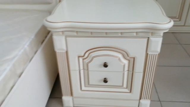 Спальня Деметра с разными шкафами Ваниль матовый Кубань мебель смотреть онлайн