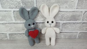 Зайчик крючком