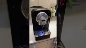 Run Test of Nespresso Professional Business Gemini CS100 Coffee Espresso Machine