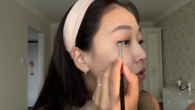 Как нарисовать стрелки тенями?!