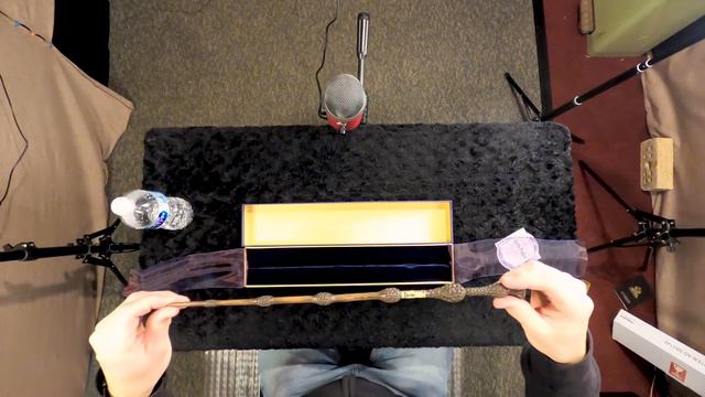Unboxing The Elder Wand from the Noble Collection!
