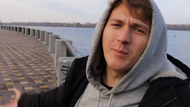 ПРЯТКИ ПО ГОРОДУ С ФИКУСОМ смотреть онлайн