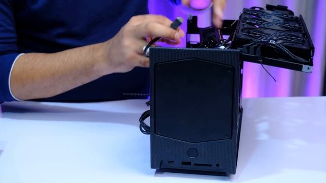 This Super Small PC comes with a 12th Gen Core i9 смотреть онлайн
