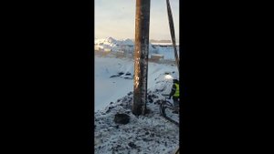 Забивка (погружение) шпунта краном