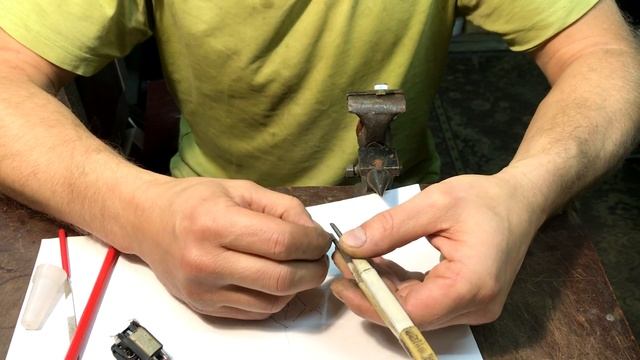 Ремонт иглы винилового проигрывателя. Vinyl Player Stylus Repair.