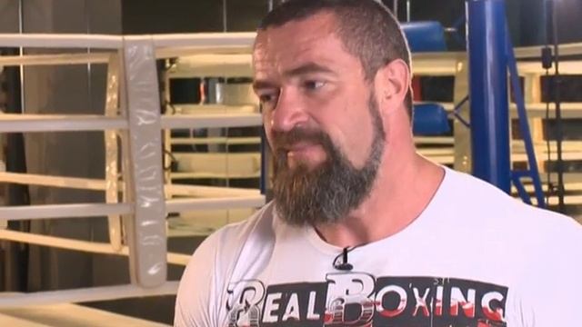 Уроки кикбоксинга от Бадюка и Кулаковой смотреть онлайн