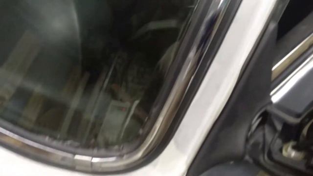 Как правильно заменить лобовое стекло на Волге?! смотреть онлайн