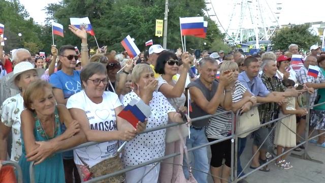 День Флага России в Бердянске. Рыбин, Сенчукова смотреть онлайн