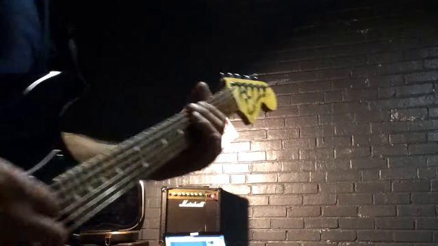 Cheap American Strat and Deville 212 смотреть онлайн