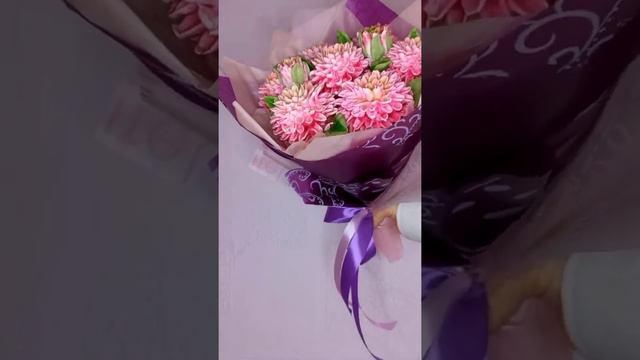 Букет зефирных хризантем смотреть онлайн