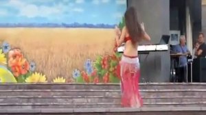 Ukrainian Belly Dancer Alina Sakharova