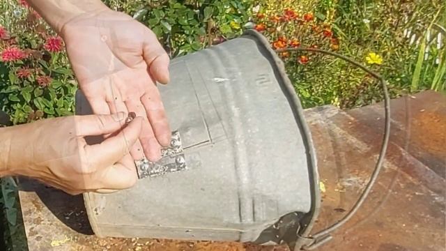 Ни в коем случае не выбрасывайте старое металлическое ведро из него получится крутая самоделка