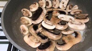 КАК ПОЖАРИТЬ ШАМПИНЬОНЫ, КОТОРЫЕ ПРИОБРЕТУТ ВКУС ЛЕСНЫХ ГРИБОВ