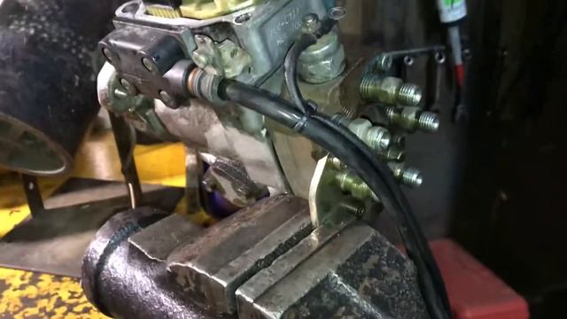 часть 3 Фольксваген LT35 2.5 tdi диагностируем тнвд смотреть онлайн