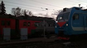 Электропоезд ЭД9М-0252 (ТЧ-5 Отрожка) прибывает на ст. Воронеж-1