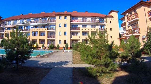 Апартаменты № 1 в комплексе Солнце и Море. Итальянская деревня в Крыму, Черноморское. Бронирование.