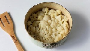 Заливной пирог на кефире без яиц