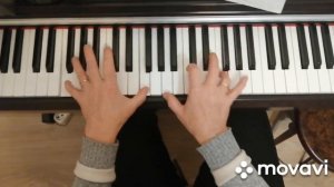 Хореография. 3. Концертмейстеру в помощь. Игра с рук. Музыка на 2/4 .