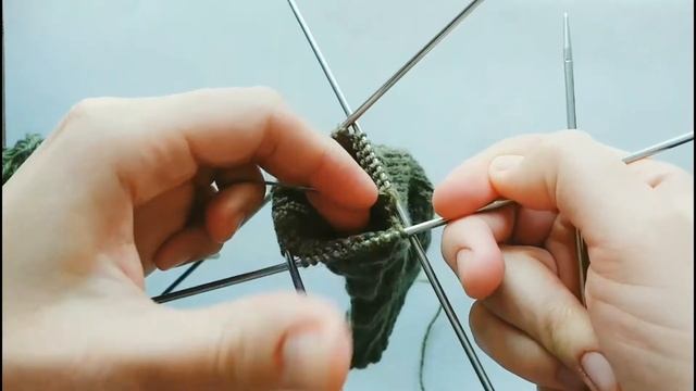 Мастер-класс Детские носочки с косами на возраст 3-4 года/ Вязание спицами/ Часть 2 смотреть онлайн