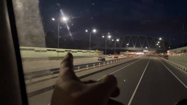 Первый раз вижу такую радугу. Продолжаем возить блоки на трассу М-12. смотреть онлайн