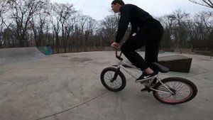 ВЫУЧИЛ ТРАК В 14 ЛЕТ НА БМХ С ПОДКАТА! КАК СДЕЛАТ ТРАК ? КАТАНИЕ НА БМХ. БМХ ВЛОГ. КАК СДЕЛАТЬ ТРЮК