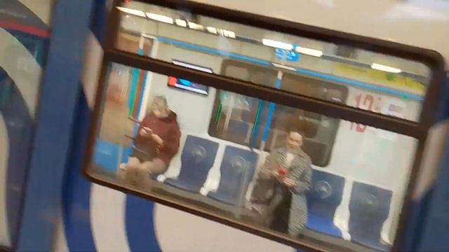 Электропоезда 81-765/766/767 Москва на станции метро Котельники