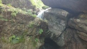 Водопад "Кольцо"/ Пещера "Уосмани Лагат"/Карцинское ущелье/Республика Северная Осетия-Алания