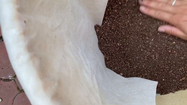 РОЗЫ. ОБУЧАЮЩИЙ УРОК ДЛЯ НОВИЧКА, КАК ПОДГОТОВИТЬ ГОРШОК ДЛЯ ПЕРЕСАДКИ РОЗ. смотреть онлайн