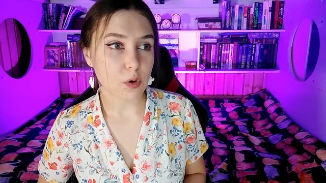 ЧТО-ТО НЕПОНЯТНОЕ!?! РАЗБОР МИРА НОВОЙ НОВЕЛЛЫ ШУТА | ПСИ смотреть онлайн