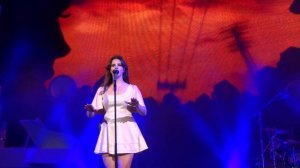 Lana Del Rey - Summertime Sadness Live at Tinley Park, IL 2015