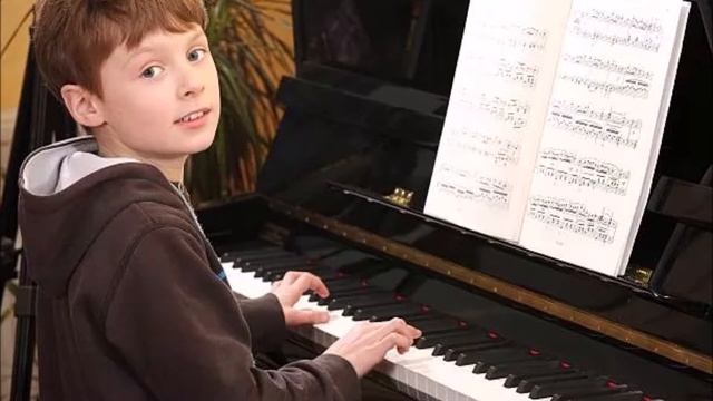 Вариации на песню М.Шкодовой "Три синички" (Т.Максимов) смотреть онлайн